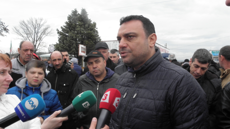 Всяка година гръцките фермери налагат тормоз на България, бесен Московски