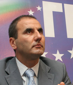 ГЕРБ разчита на Симеон за предсрочни избори