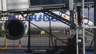 Тенисистът Новак Джокович пристигна в Сърбия след като беше депортиран