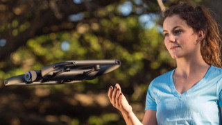 Да си представим как спокойно си е разхождаме из природата смартфонът