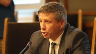 Комисията за контрол над службите за сигурност прилагането и използването