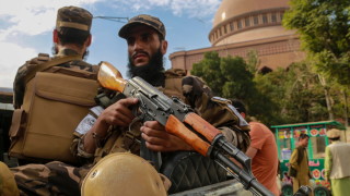 Турската дипломатическа мисия в Иран набира афганистански граждани да участват