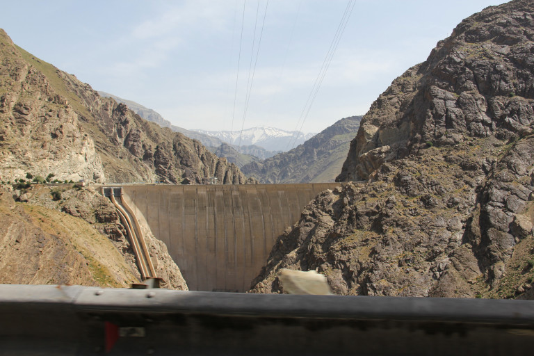 Язовирът Карадж, който осигурява водата на Техеран