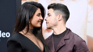 Всички си мислим че повечето омъжени хора би трябвало да