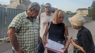 Мая Манолова лидер на Изправи се България част от Левицата