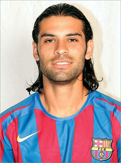 Рафаел Маркес, Савиола и Силвиньо извън групата за мача