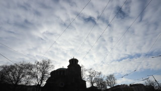 Жълт код за силен вятър е издаден от НИМХ за