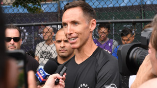 Двукратният МВП на НБА Стив Неш също се включи в