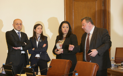 100 млн. лв. отиват за ремонти на "Тракия" и "Хемус"