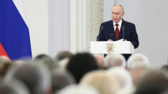 Путин последователно милитарилизира руското общество