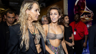 Щастливият ден в който Сайръс поставят началото на семейството си