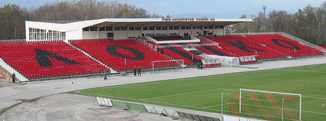 Новото Локо взима стадиона от старото