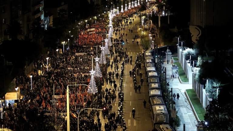 Ограничения в градския транспорт в Атина за празниците