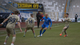 Исканият от Левски Габриел Обертан се контузи Французинът игра едно