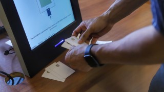 ЦИК провежда втори експеримент за машинно гласуване 