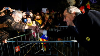 Група демонстранти стигнаха до сблъсъци с полицията в понеделник до