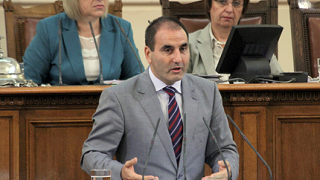 БСП се усъмниха в анекс на Цветанов по договора със Сименс