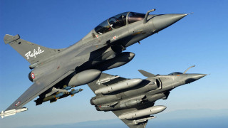 Доставката на закупените от Хърватия 12 френски изтребители Rafale върви
