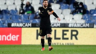 Лионел Меси подобри рекорд на бившия си съотборник Шави Ернандес