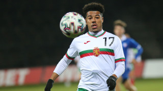 Младежкият национал на България Силвестър Джаспър изигра първия си