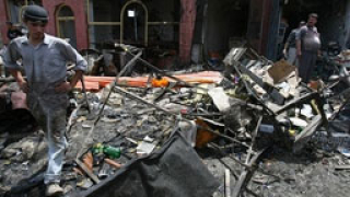 Две коли бомби избухнаха в Багдад