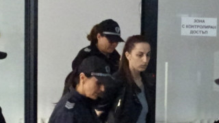 Съдът в Благоевград остави в ареста задържаната дознателка която беше