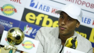 Бразилецът Паулиньо безспорно е най добре представящият се футболист от зимните