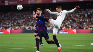 Защитникът на Барселона Жерар Пике отдаде загубата във финала за