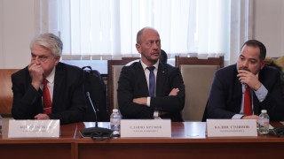 Депутатите от Комисията по вътрешна сигурност и обществен ред в