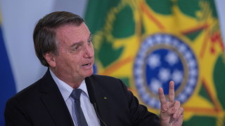 Бившият президент на Бразилия Жаир Болсонару призова в събота своите