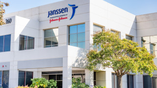 От гиганта Johnson amp Johnson прогнозираха че тяхната ваксина срещу