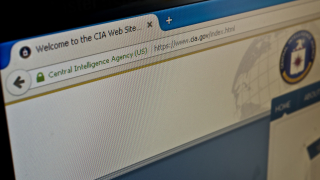Служител на Централното разузнавателно управление ЦРУ е починал от раните
