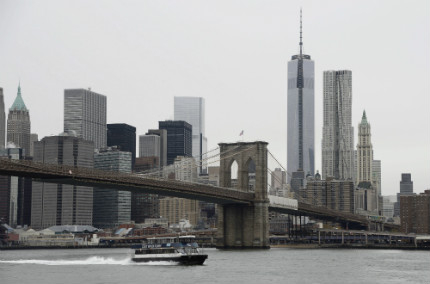 Ню Йорк се готви за една от най-силните бури в историята си