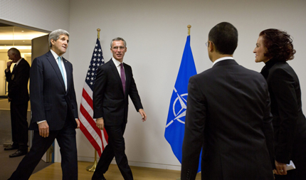 НАТО осъди Русия, САЩ и ЕС готвят нови санкции