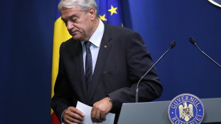 Румънският вътрешен министър подаде оставка заради убитите момичета