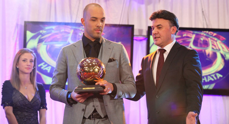 Официално: Ники Михайлов детронира Бербатов за Футболист на годината