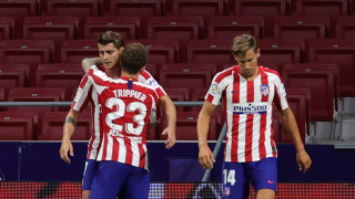 Два гола на Алваро Мората и попадение на Коке осигуриха