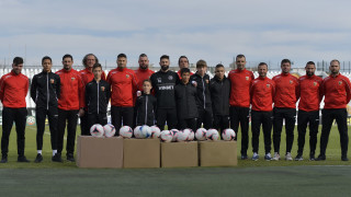 Двукратният победител в анкетата Футболист на годината Димитър Илиев изпълни