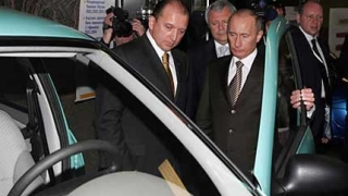 Путин даде ултиматум на Renault-Nissan