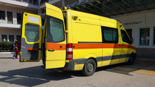 Двама души загинаха при тежки наводнения в Гърция съобщава Нова