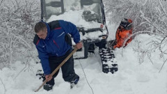 Спасиха семейство, бедствало без ток и храна в село край Трявна