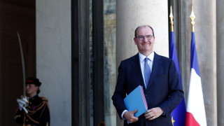 Френското правителство обяви че се готви за втора вълна от