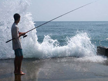 Рибарите излязоха в морето край Варна на протест