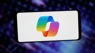 Защо от Microsoft заявяват, че Copilot не е за работа, а само за забавление