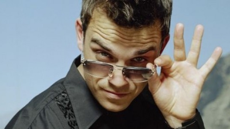 Роби Уилямс взе награда на Адел