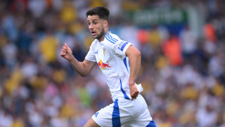 Лийдс постигна рутинна победа с 2 0 при гостуването си на