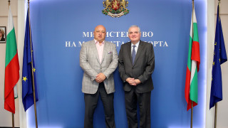 Министърът на младежта и спорта Красен Кралев се срещна с