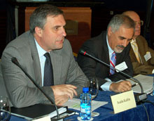 Калфин участва във форума на НАТО в Охрид