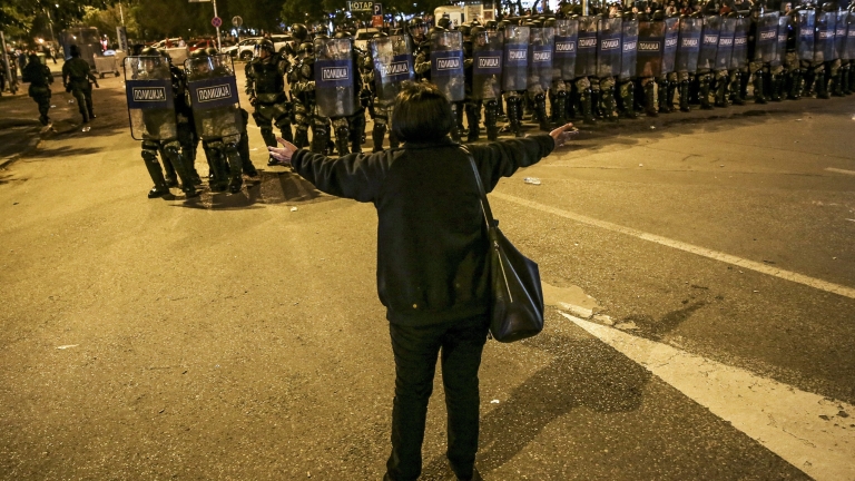 Скопие в поредна вечер на протест
