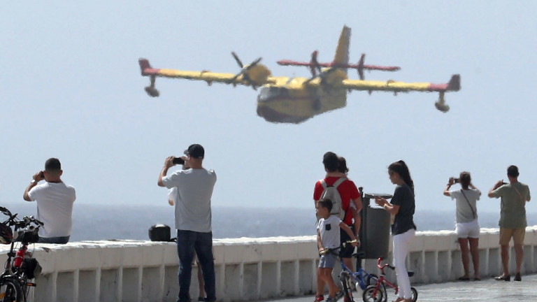 Испания пресича нелегалната миграция от Сенегал